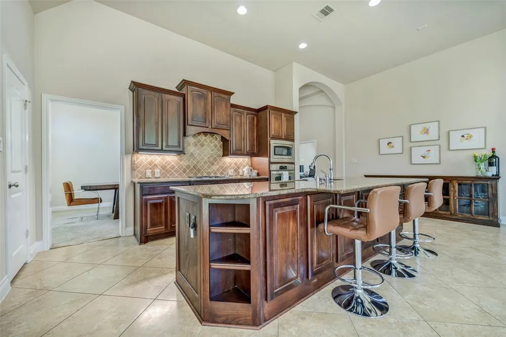 17638 Cleeves Dr, Richmond, TX 77407