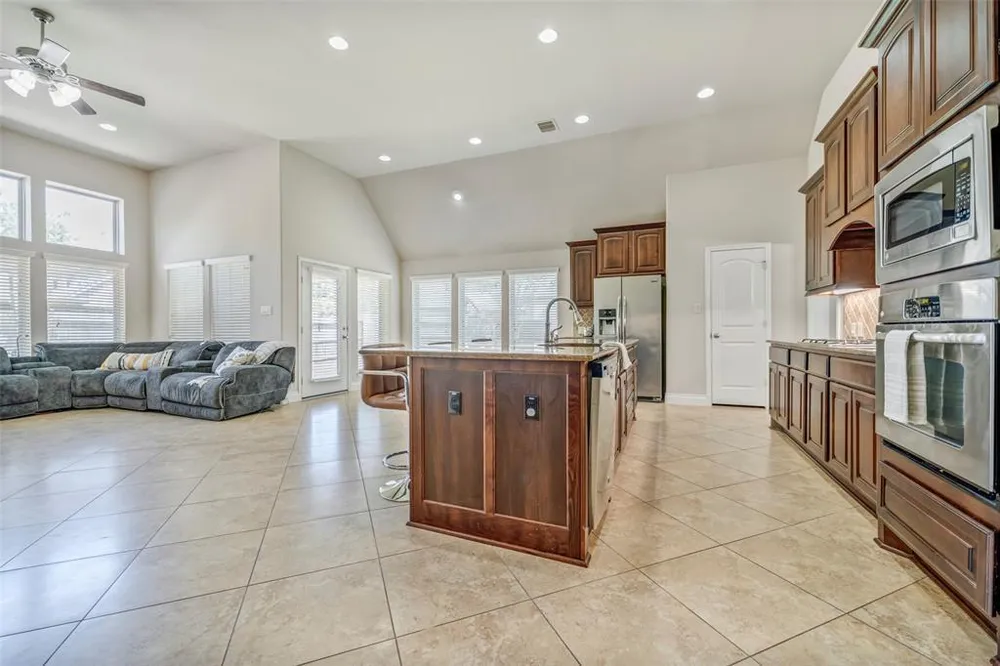 17638 Cleeves Dr, Richmond, TX 77407