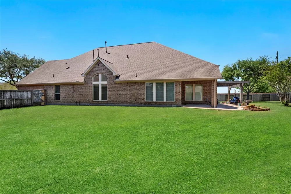 17638 Cleeves Dr, Richmond, TX 77407