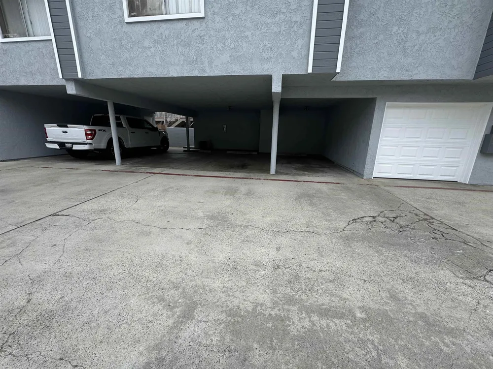 196 W Park Ave, El Cajon, CA 92020