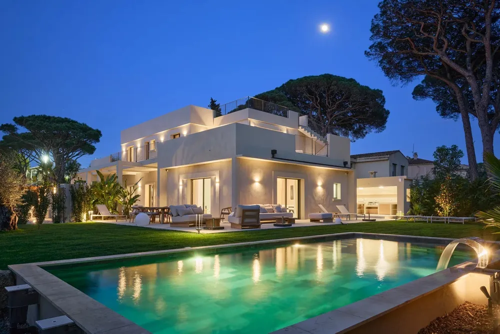 Saint-Tropez (La Bouillabaisse), 83990, France