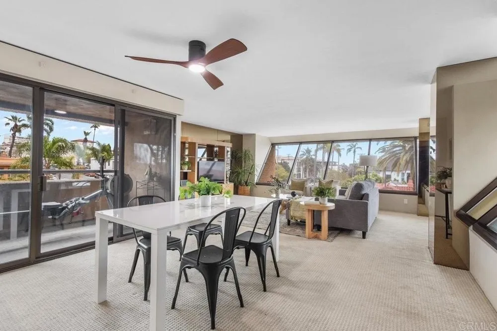 230 W Laurel St, San Diego, CA 92101
