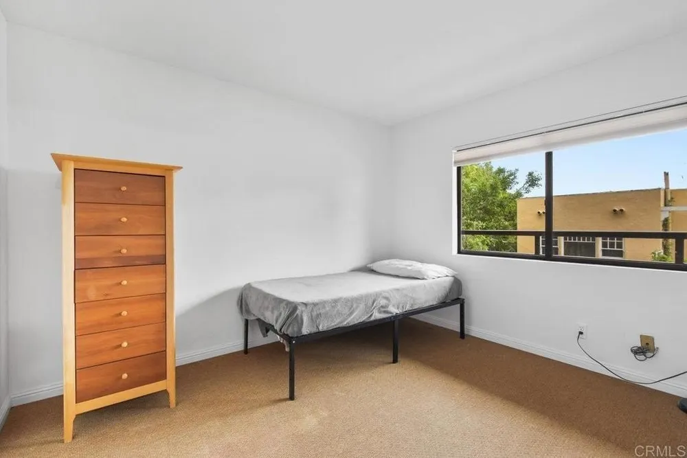 230 W Laurel St, San Diego, CA 92101