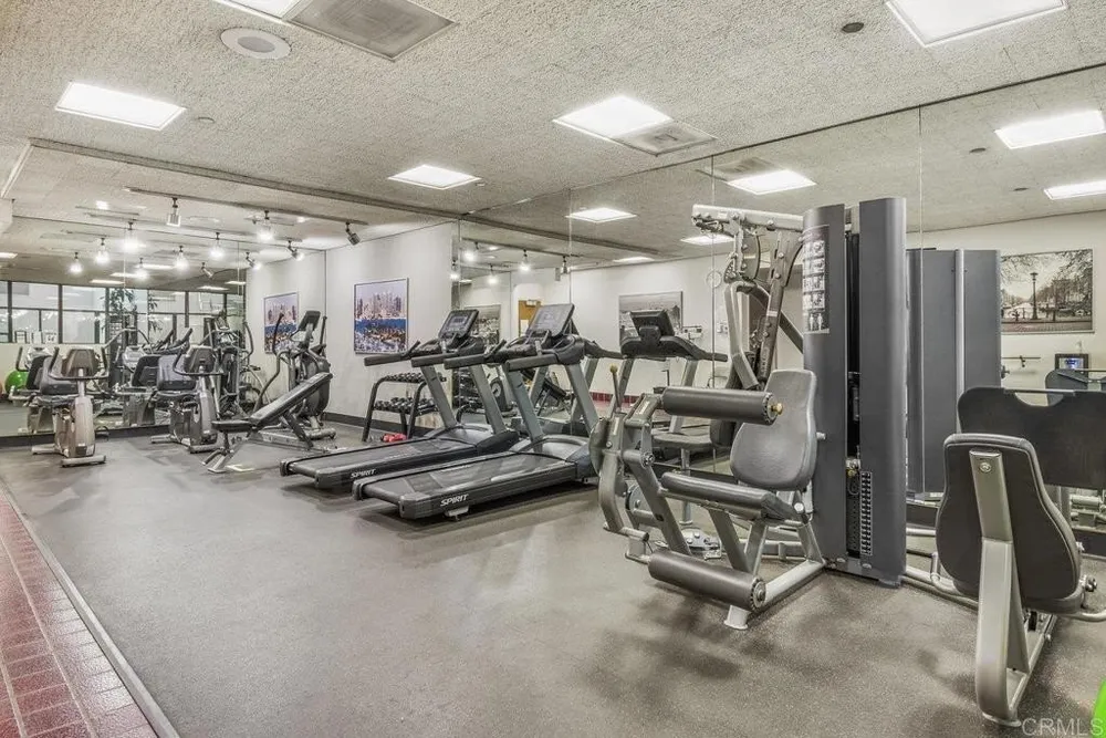 230 W Laurel St, San Diego, CA 92101