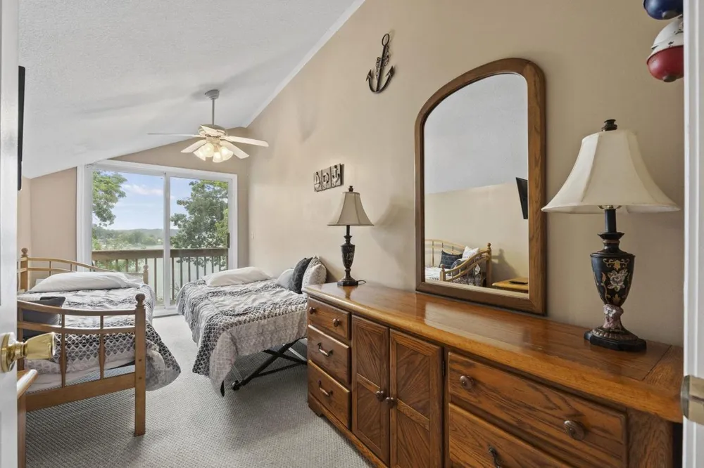 60 Lane 440 Lake James, Angola, IN 46703