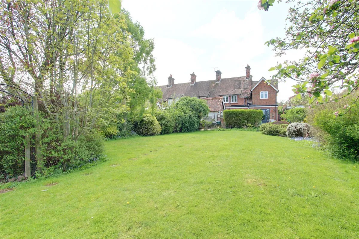 Fox Road, Wigginton, Tring