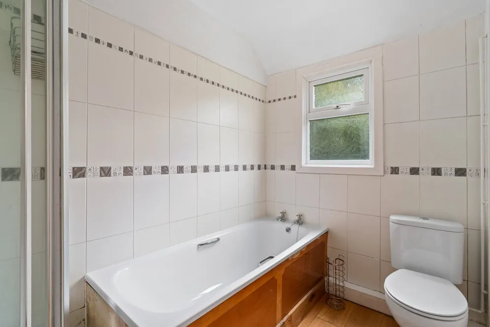 Property carousel item 46