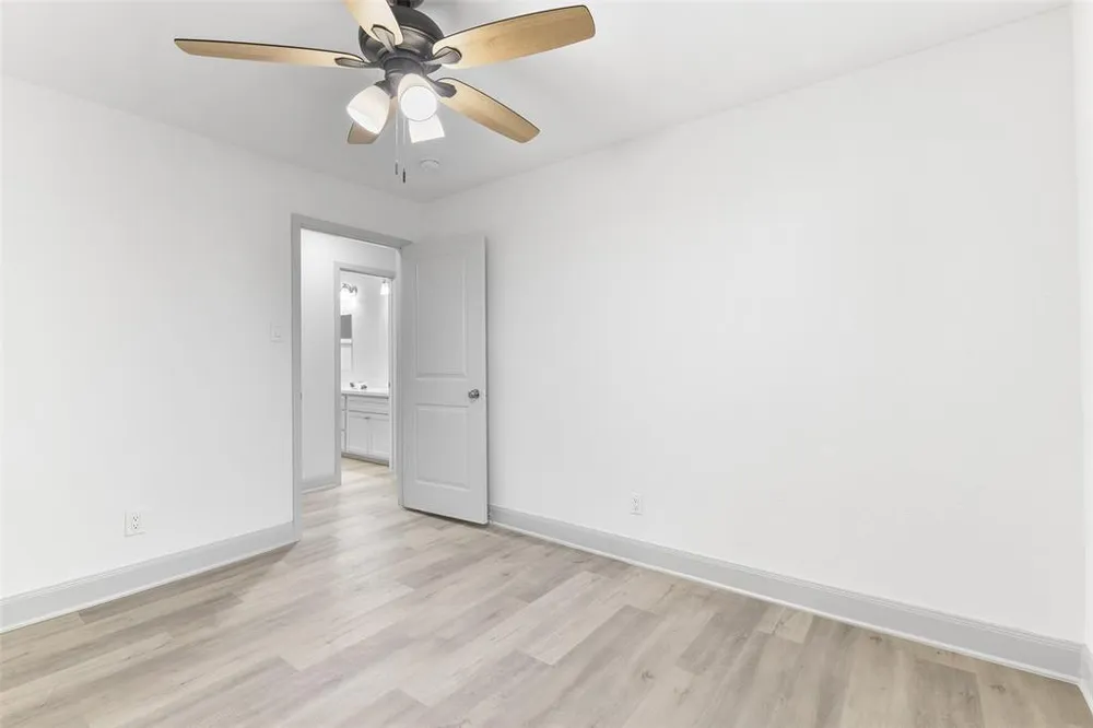6235 Dumfries Dr, Houston, TX 77096