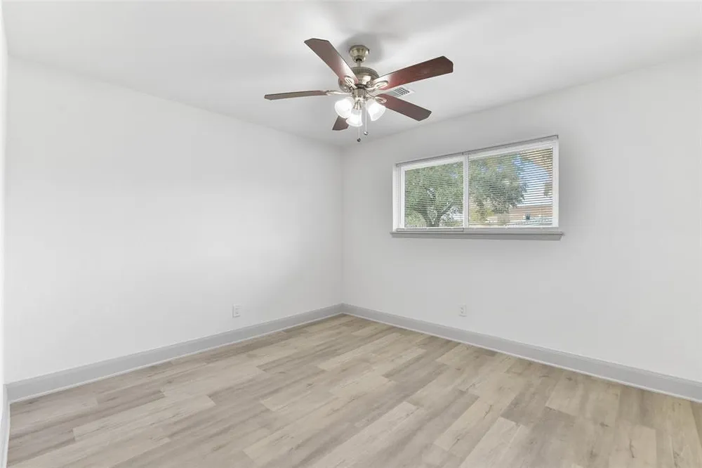 6235 Dumfries Dr, Houston, TX 77096
