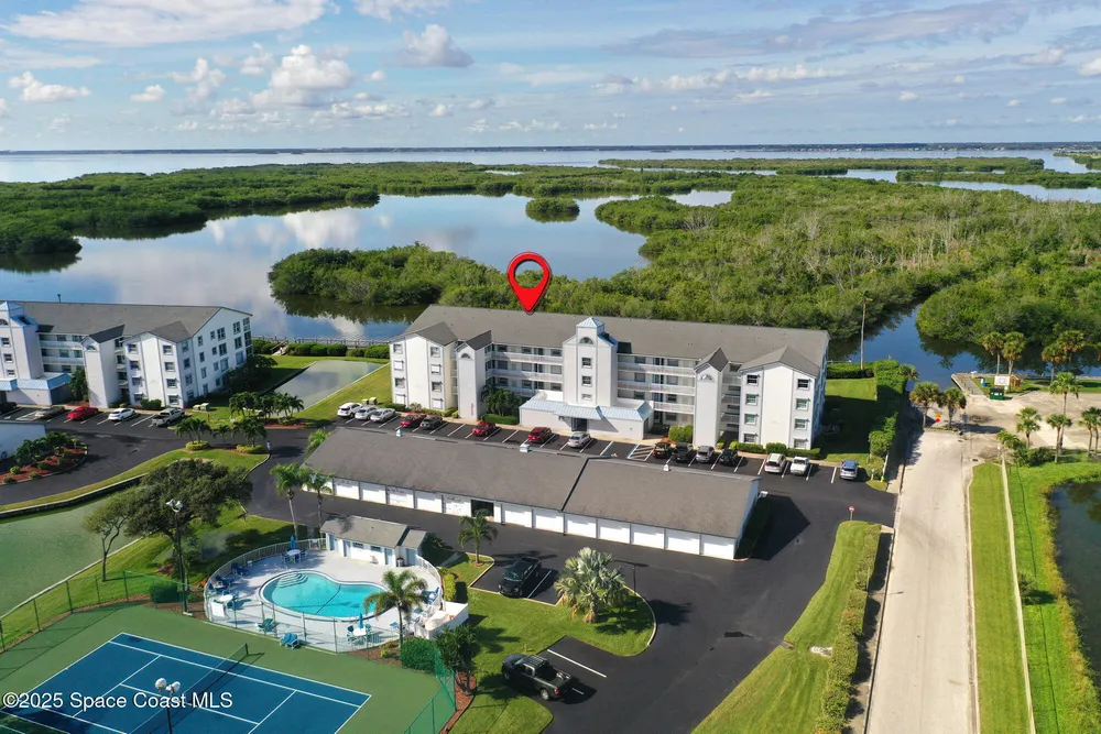 540 S Brevard Ave, Cocoa Beach, FL 32931
