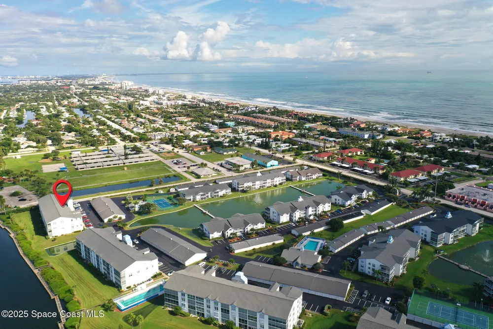 540 S Brevard Ave, Cocoa Beach, FL 32931