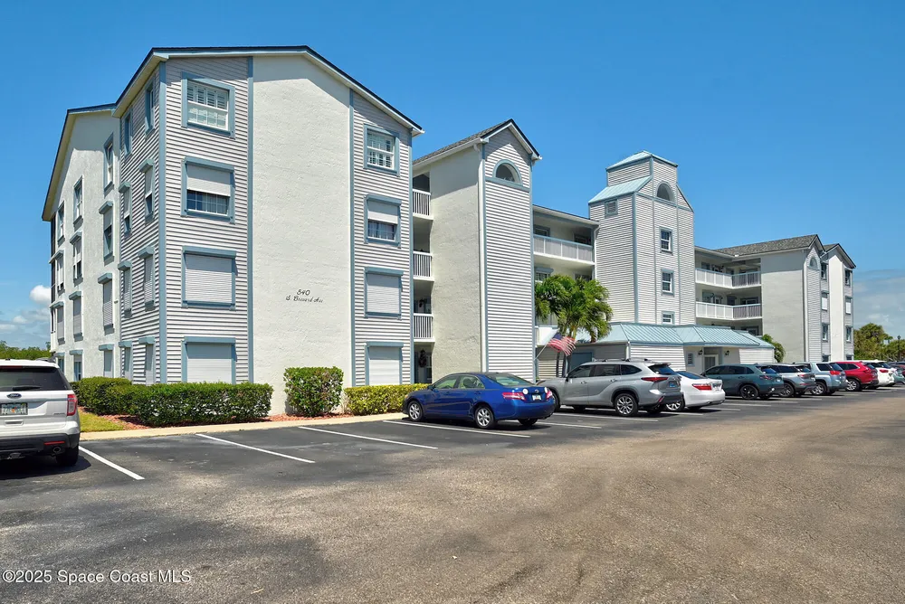 540 S Brevard Ave, Cocoa Beach, FL 32931