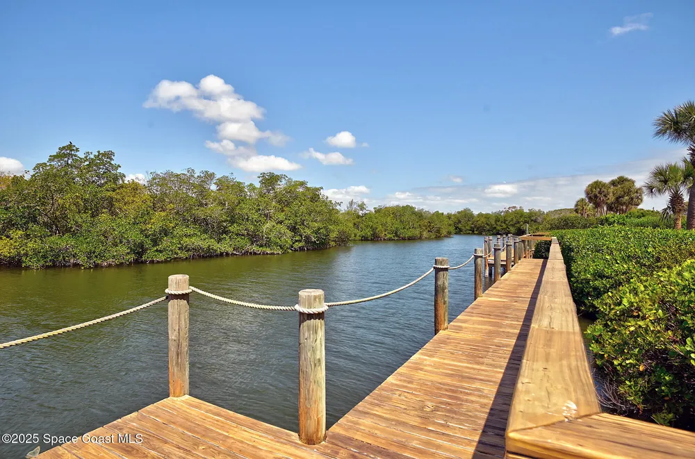 540 S Brevard Ave, Cocoa Beach, FL 32931