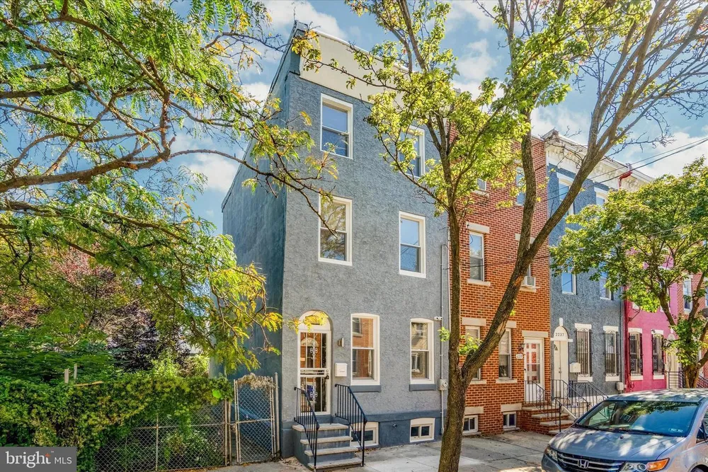 2241 N Hancock St, Philadelphia, PA 19133