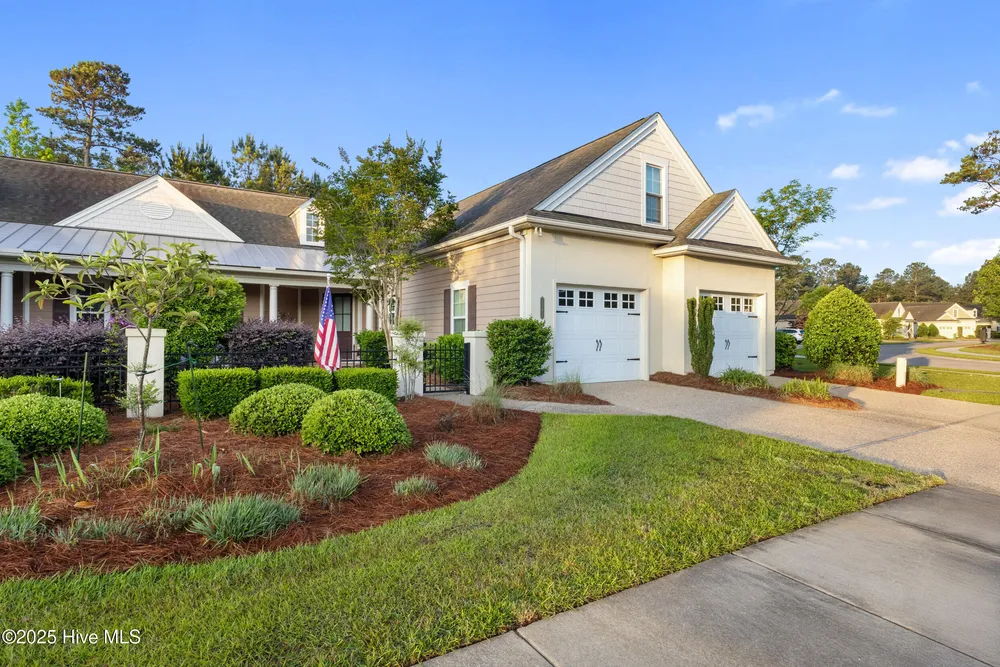 1162 Evangeline Dr, Leland, NC 28451
