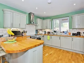 Broughtons Drive, Misterton, Crewkerne thumb 2