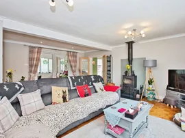 Broughtons Drive, Misterton, Crewkerne thumb 3