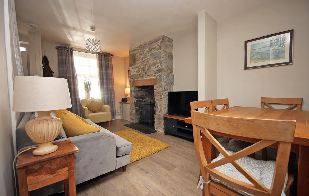Watkin Street, Conwy, LL32