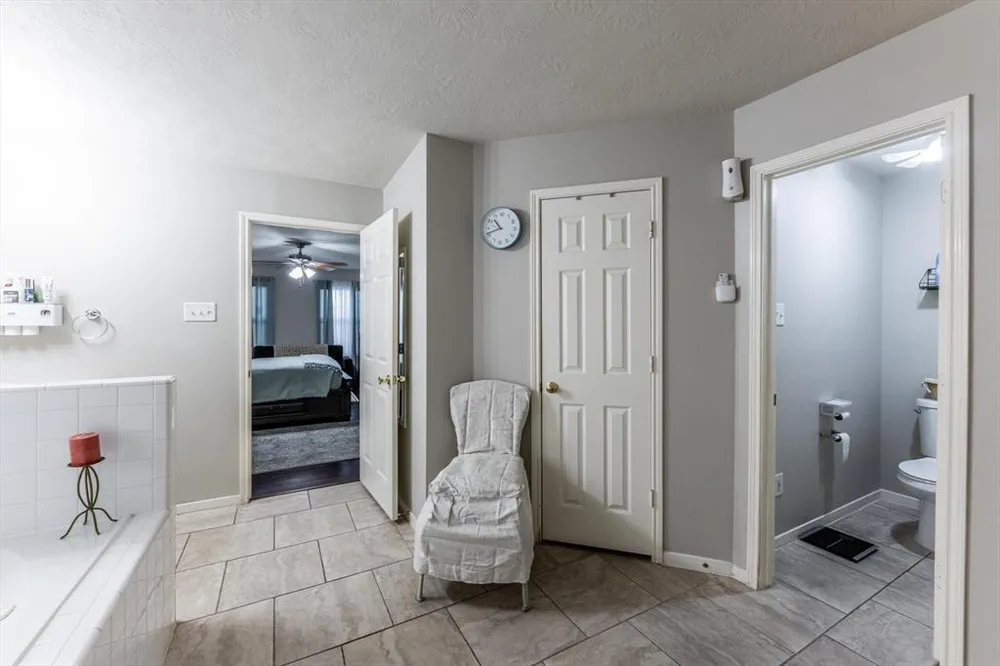 13507 Beech Ridge Ln, Houston, TX 77083