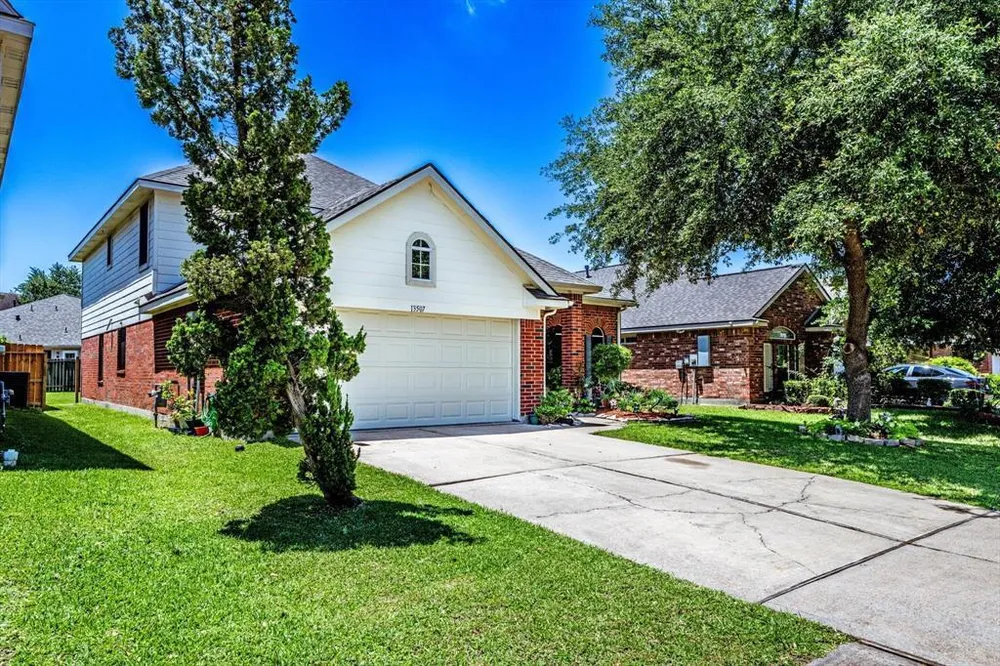 13507 Beech Ridge Ln, Houston, TX 77083