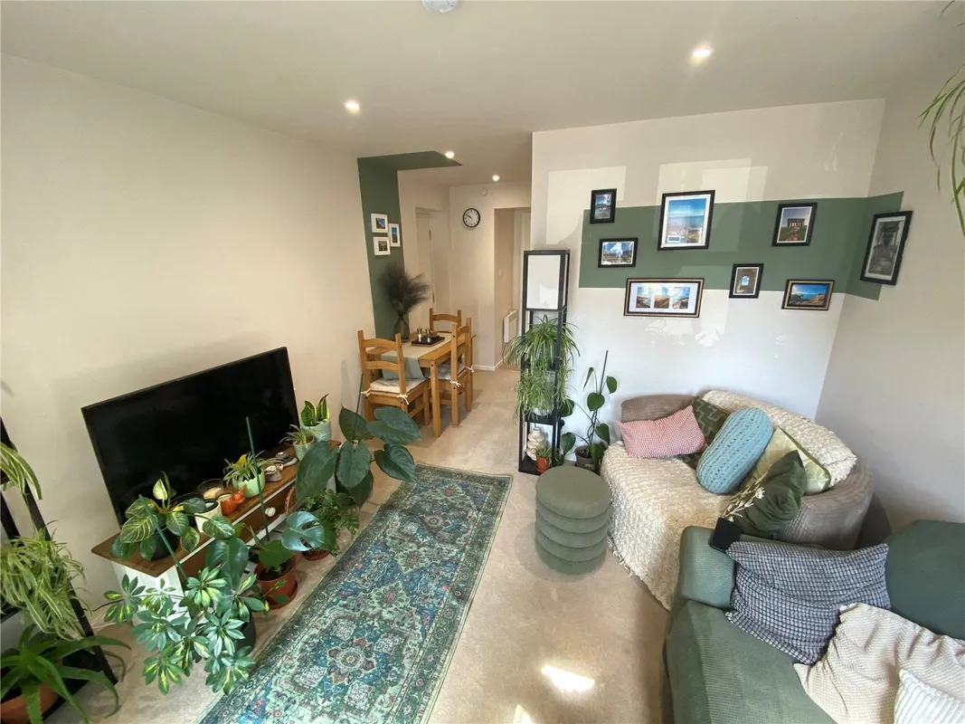 Tarrant Road, Muscliff, Bournemouth, Dorset, BH9