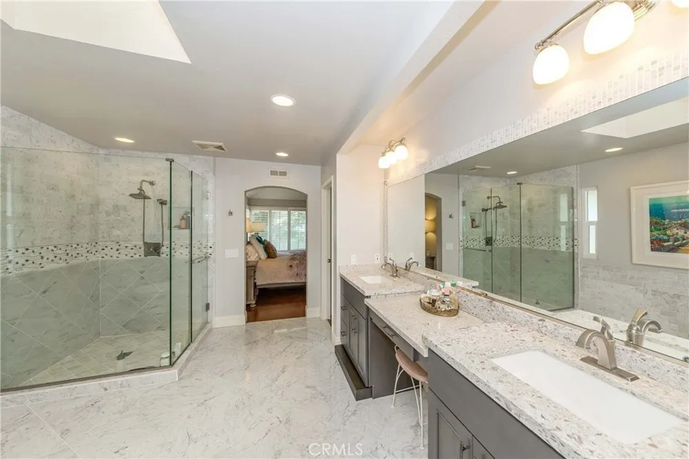 16 Lucerne, Newport Beach, CA 92660