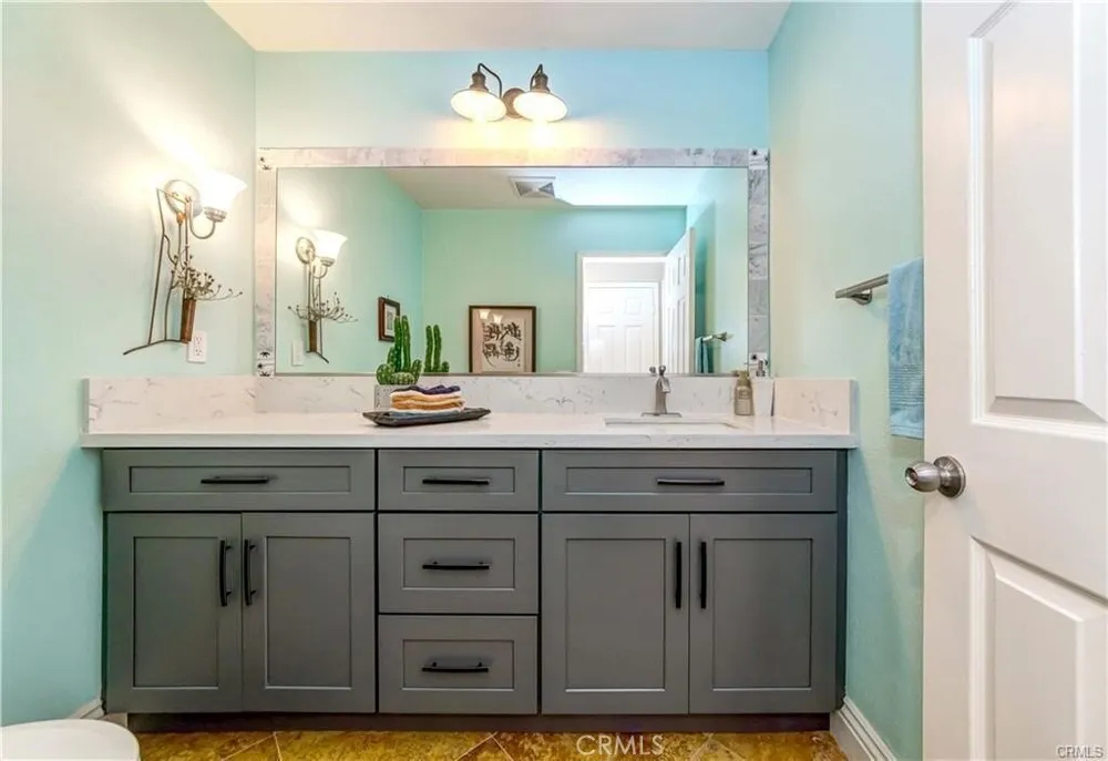 16 Lucerne, Newport Beach, CA 92660