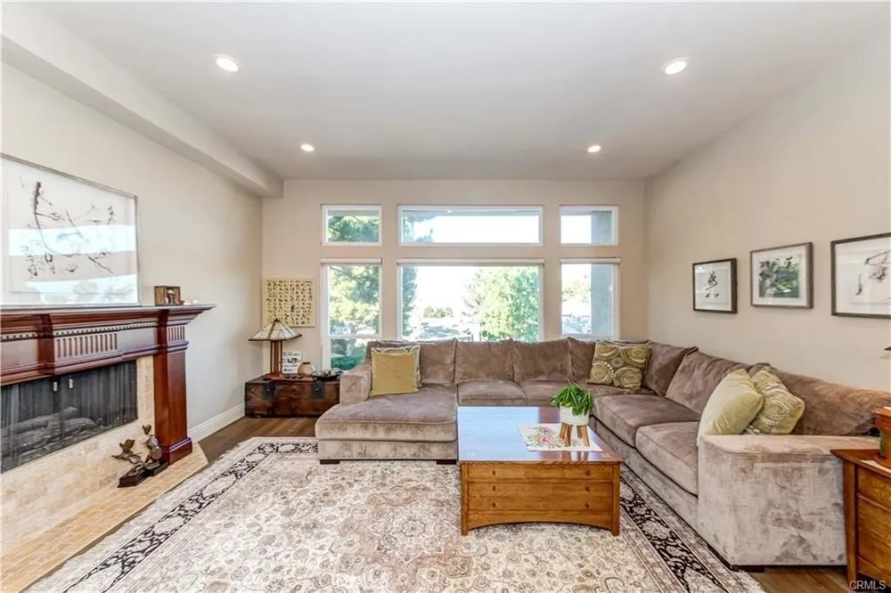 16 Lucerne, Newport Beach, CA 92660