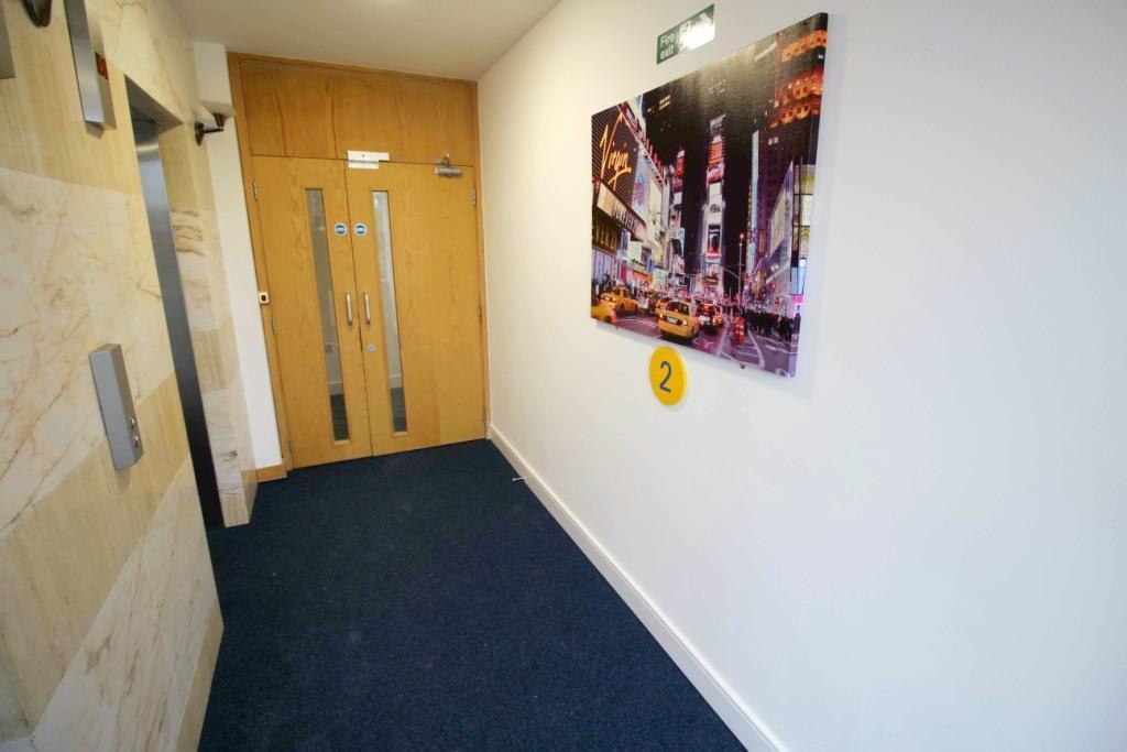 London Road, Lowfield Heath Image 6