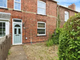 Storefield Cottages, Kettering photo