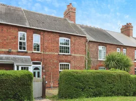 Storefield Cottages, Kettering thumb 2