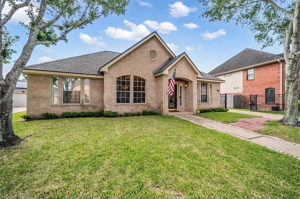 22915 Heathercroft Dr, Katy, TX 77450
