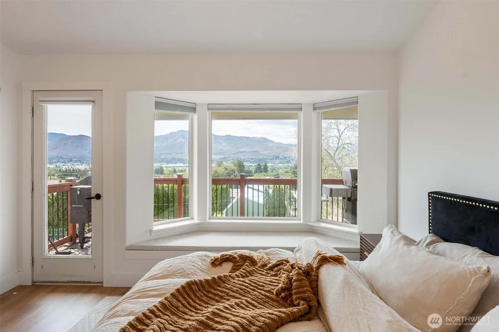 2707 Angel Ln, East Wenatchee, WA 98802