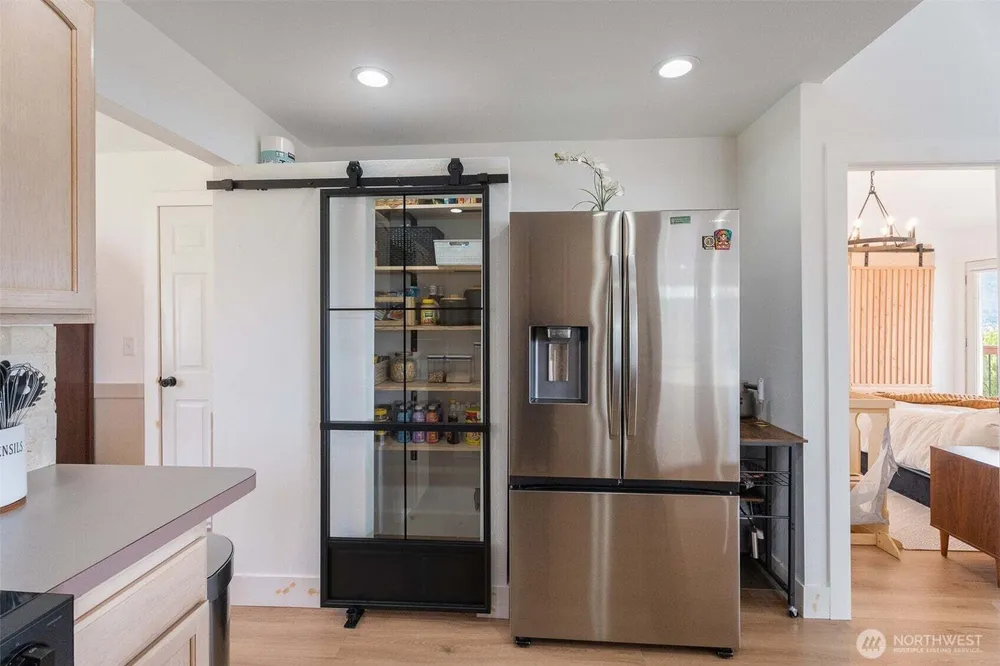 2707 Angel Ln, East Wenatchee, WA 98802