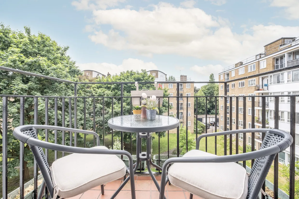 Innes Gardens, London, SW15 photo 2