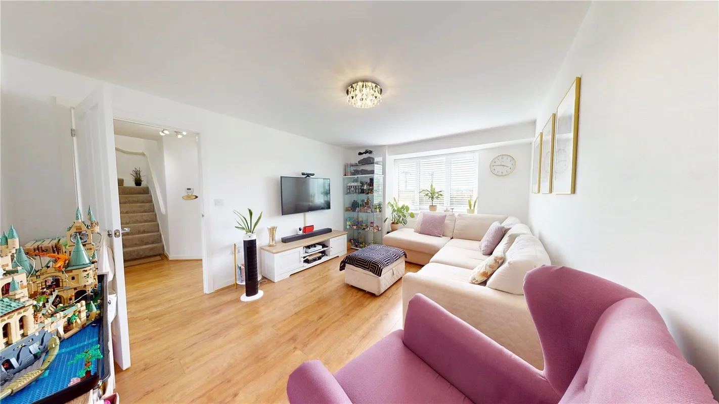 Pipit Close, East Tilbury, Essex, RM18