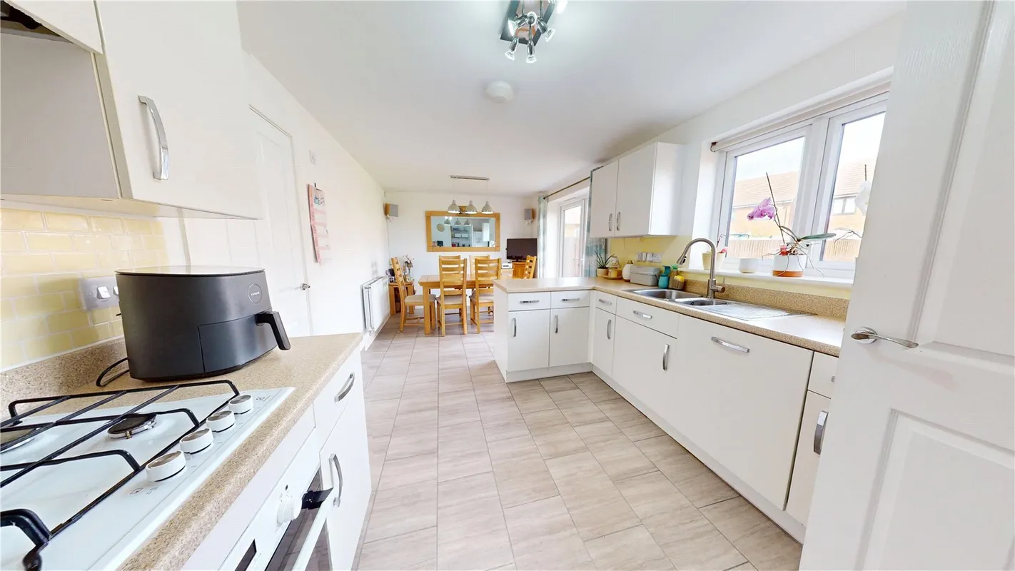 Pipit Close, East Tilbury, Essex, RM18