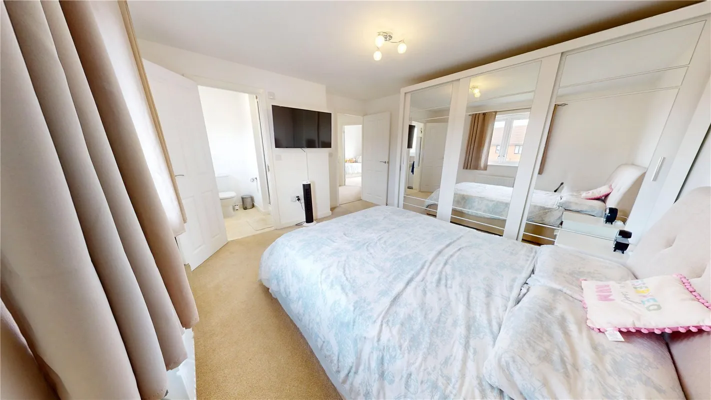 Pipit Close, East Tilbury, Essex, RM18