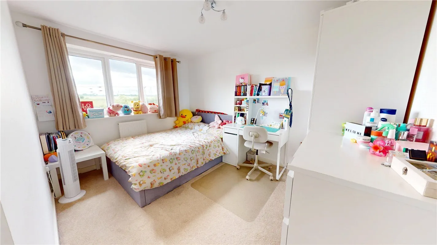 Pipit Close, East Tilbury, Essex, RM18
