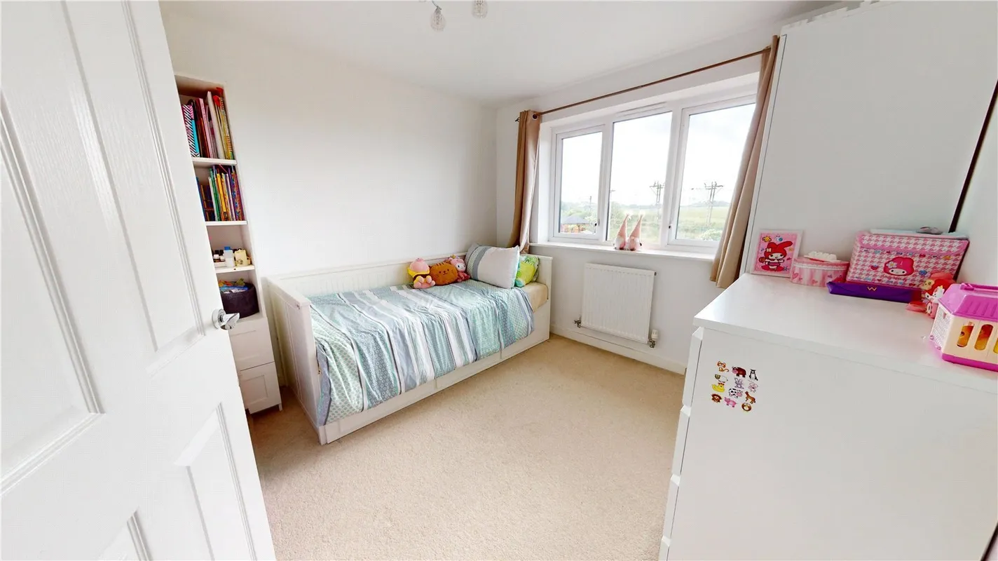 Pipit Close, East Tilbury, Essex, RM18
