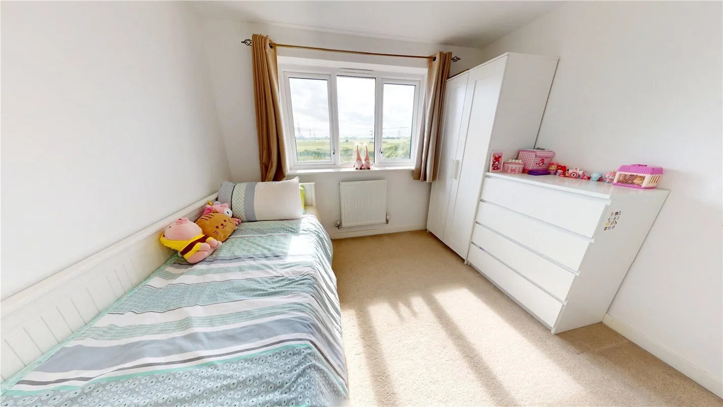 Pipit Close, East Tilbury, Essex, RM18