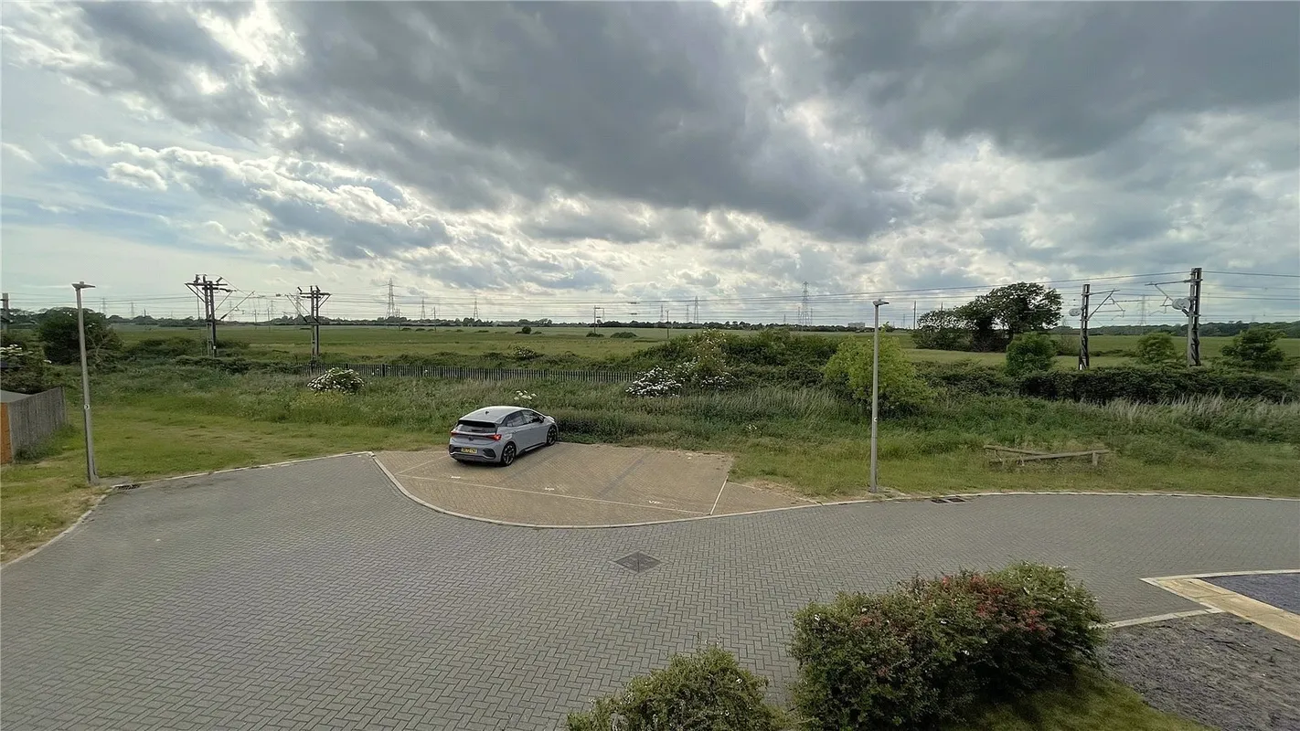 Pipit Close, East Tilbury, Essex, RM18
