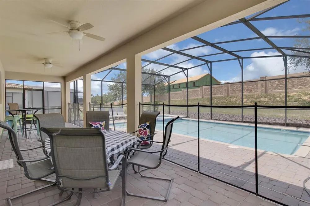 1478 Moon Valley Dr, Davenport, FL 33896