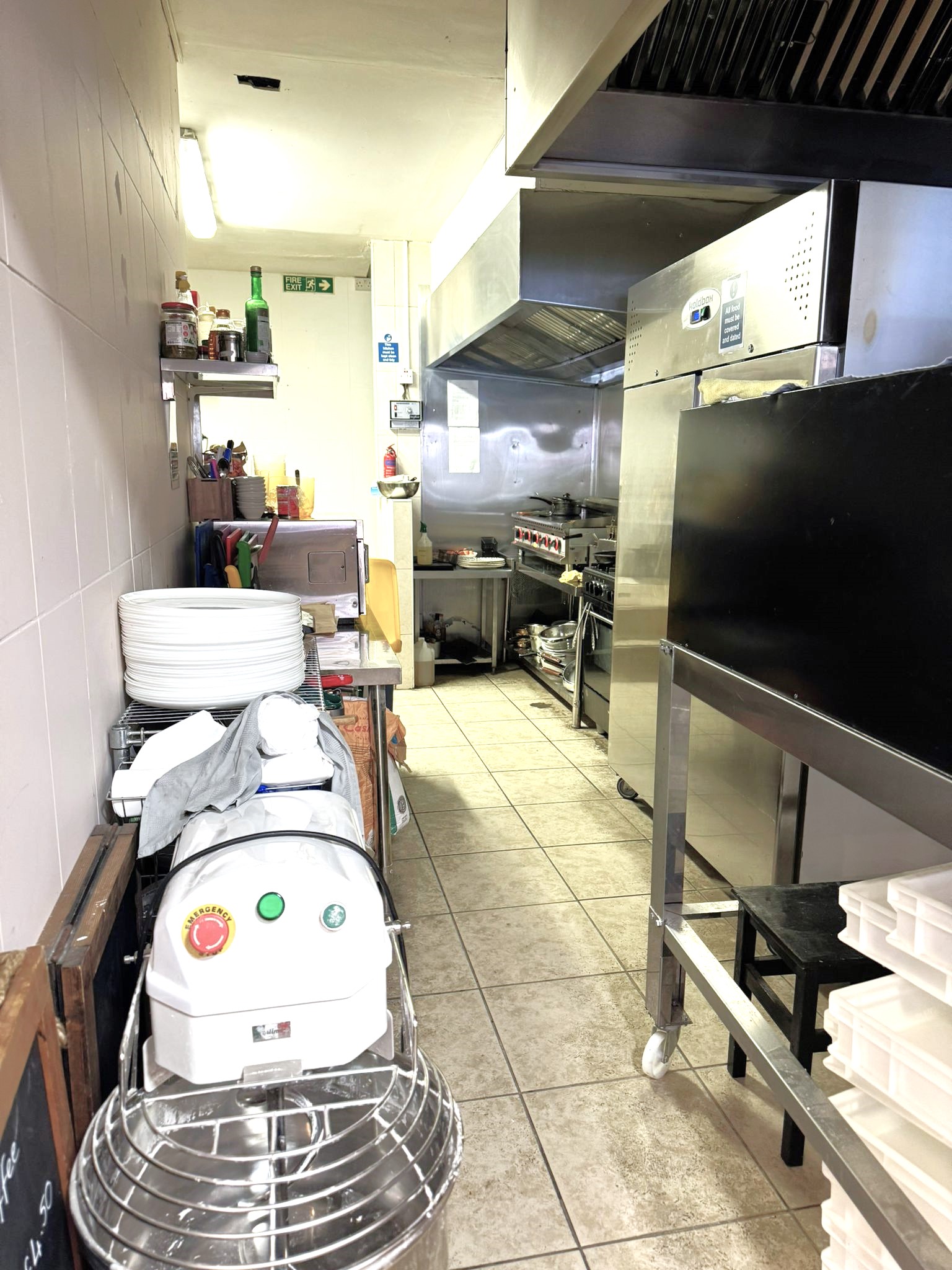 BUSINESS FOR SALE  LONG LEASE  POPULAR RESTAURANT & CAFE  WEST HENDON BROADWAY  NW9 Image 5