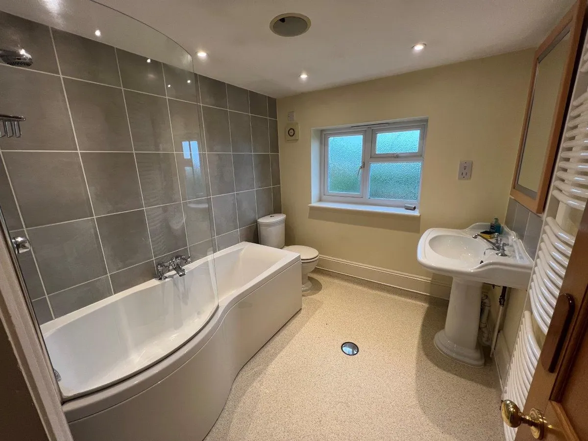 WILLS FARM COTTAGE, HOLLYGATE ROAD, RIDLINGTON, RUTLAND
