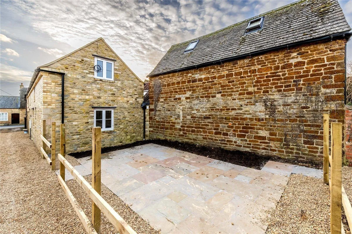 Main Street, Woodnewton, Northamptonshire., PE8