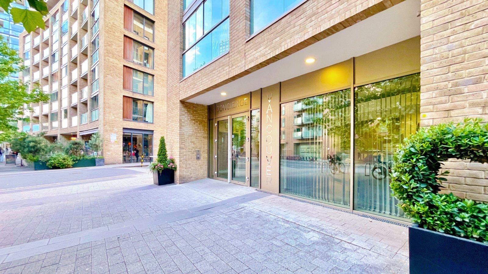 Surrey Quays Road, Canada Water, London, SE16 Image 1