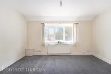 Hook Road, Epsom