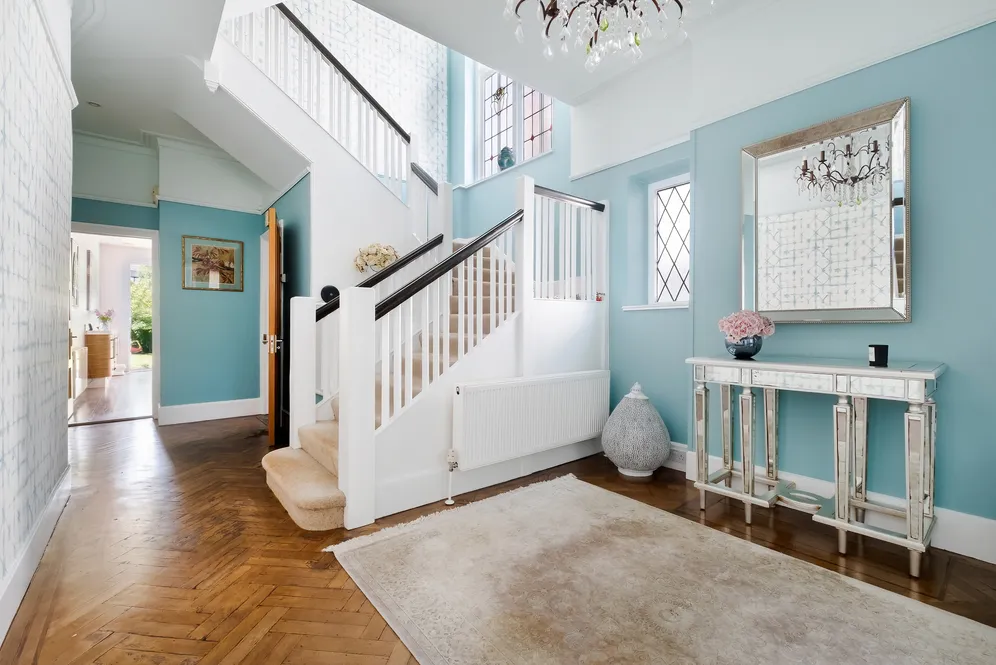 Woodside Avenue, LONDON, N6 photo 11