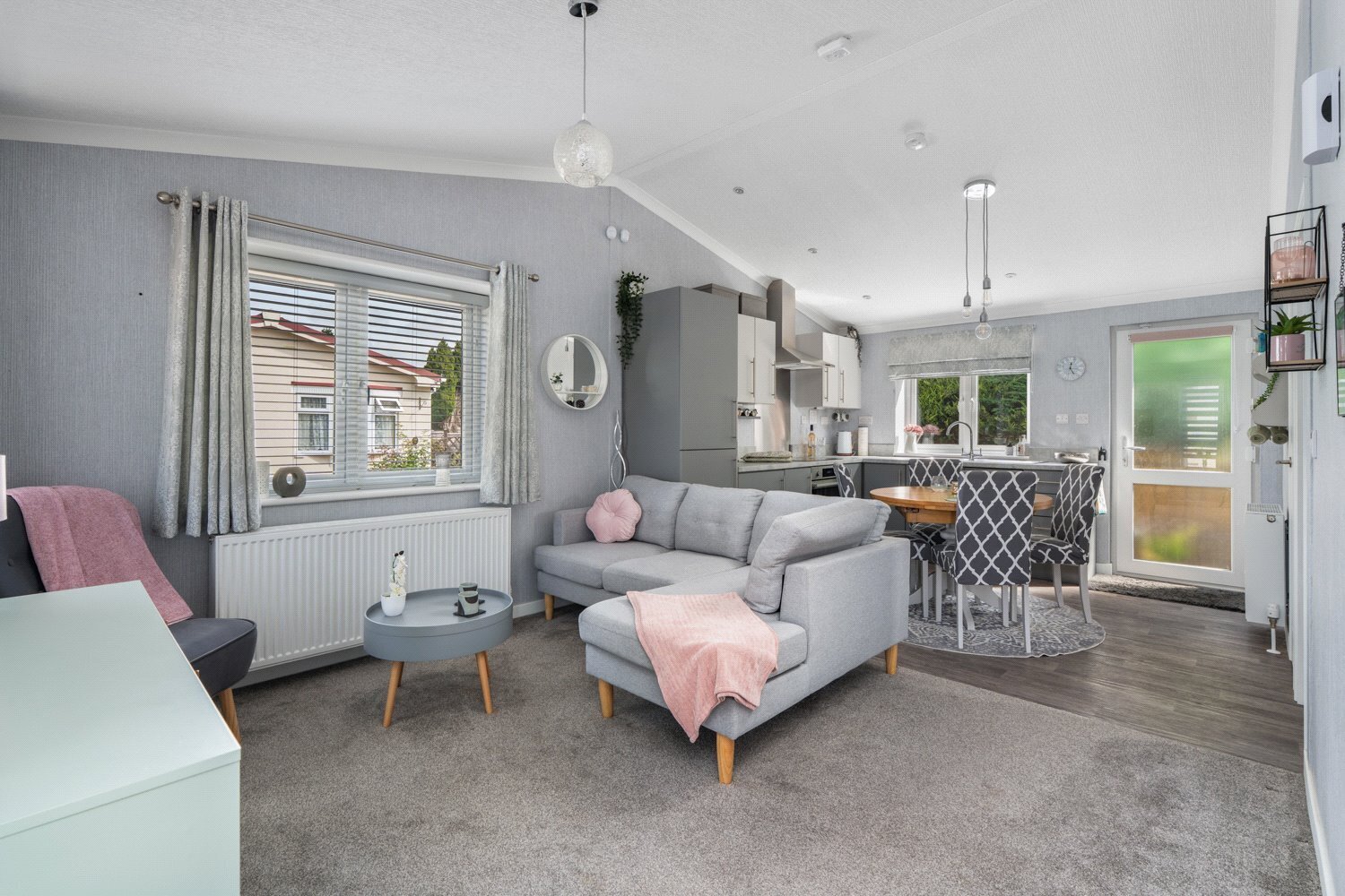 Lumby Drive Mobile Home Park, Ringwood, Hampshire, BH24 Image 4